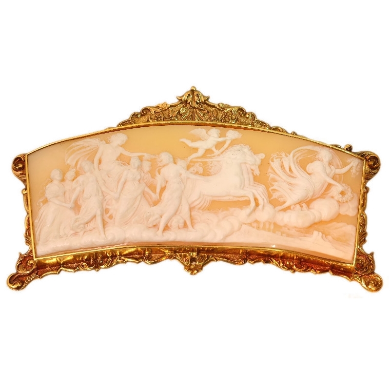 Superb Baroque style French cameo with gold mounting. A true collectors item!